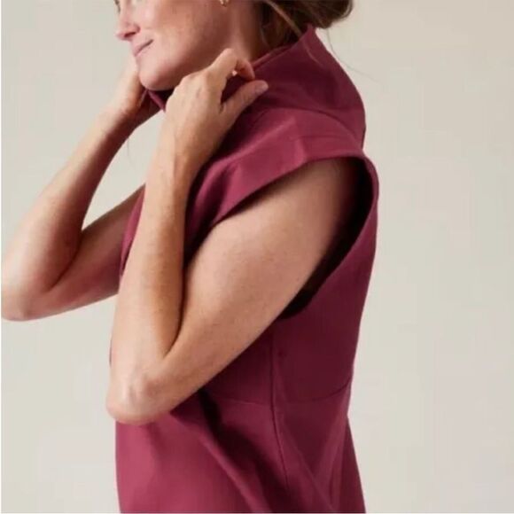 ATHLETA Sundown Sweatshirt Tank, Berry, Size Small - Picture 2 of 8